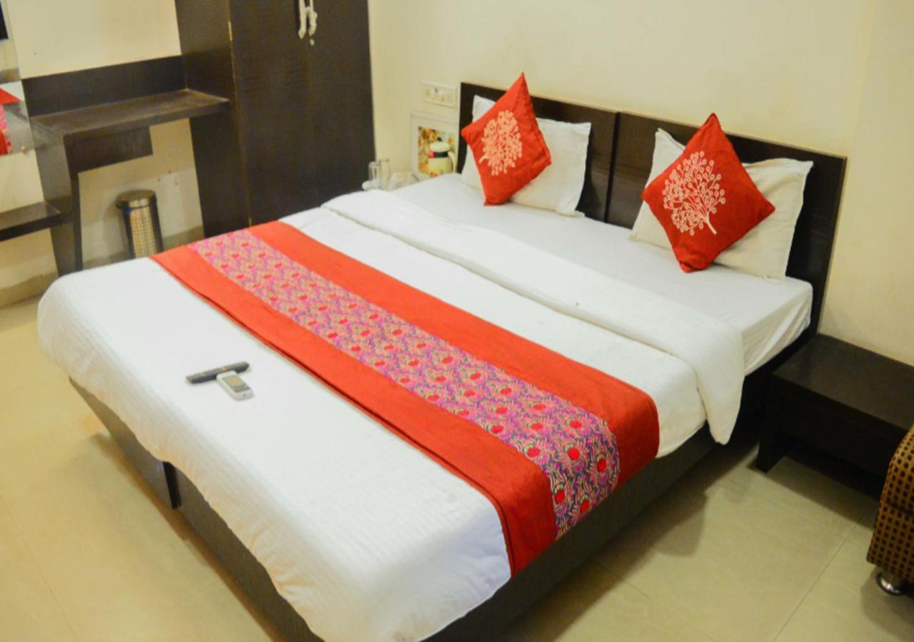 Hotel Royal Palace - 150 Meters From Mahakal Temple Ujjain Exterior foto